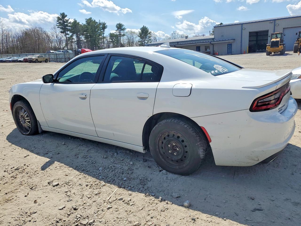 2015 Dodge Charger Sxt - zdjęcie 2