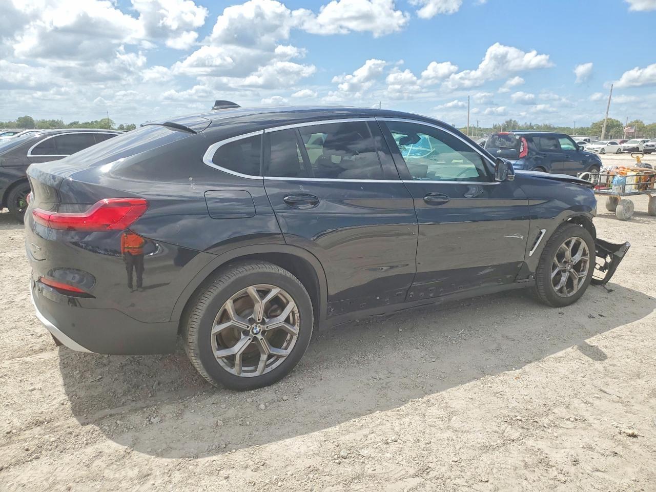 2021 BMW X4 xDrive30I - zdjęcie 3