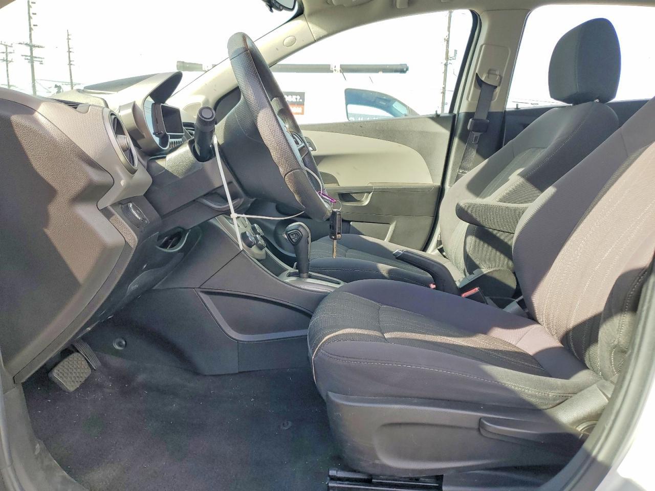 2013 Chevrolet Sonic Lt - zdjęcie 7