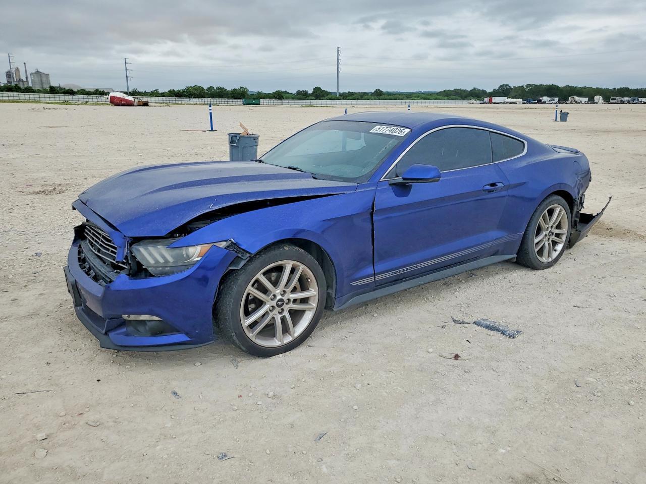 2016 Ford Mustang V6 Coupe - zdjęcie główne