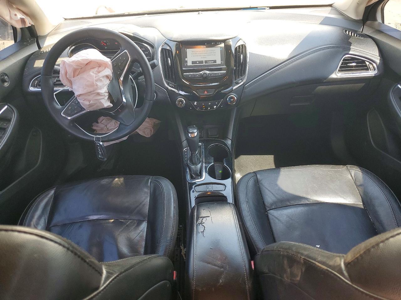 2017 Chevrolet Cruze Premier - zdjęcie 8