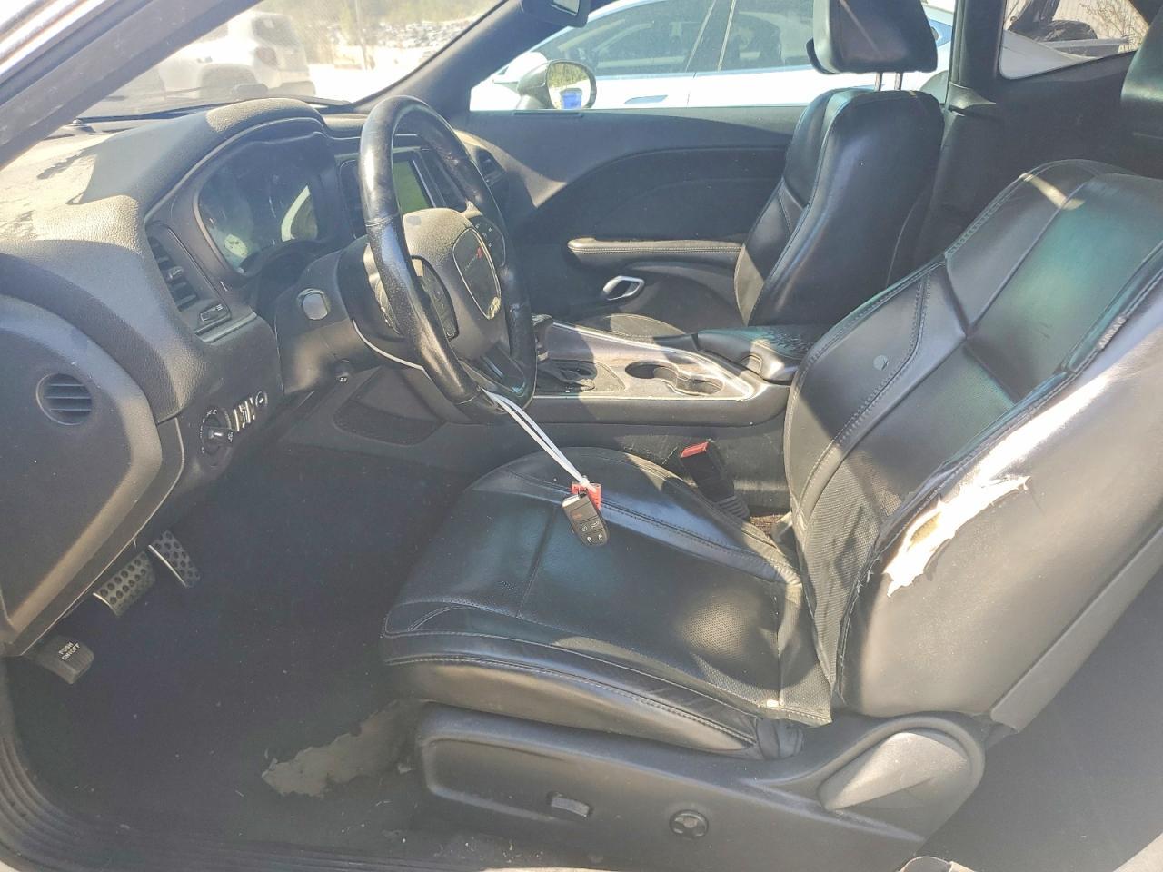 2017 Dodge Challenger Sxt - zdjęcie 7