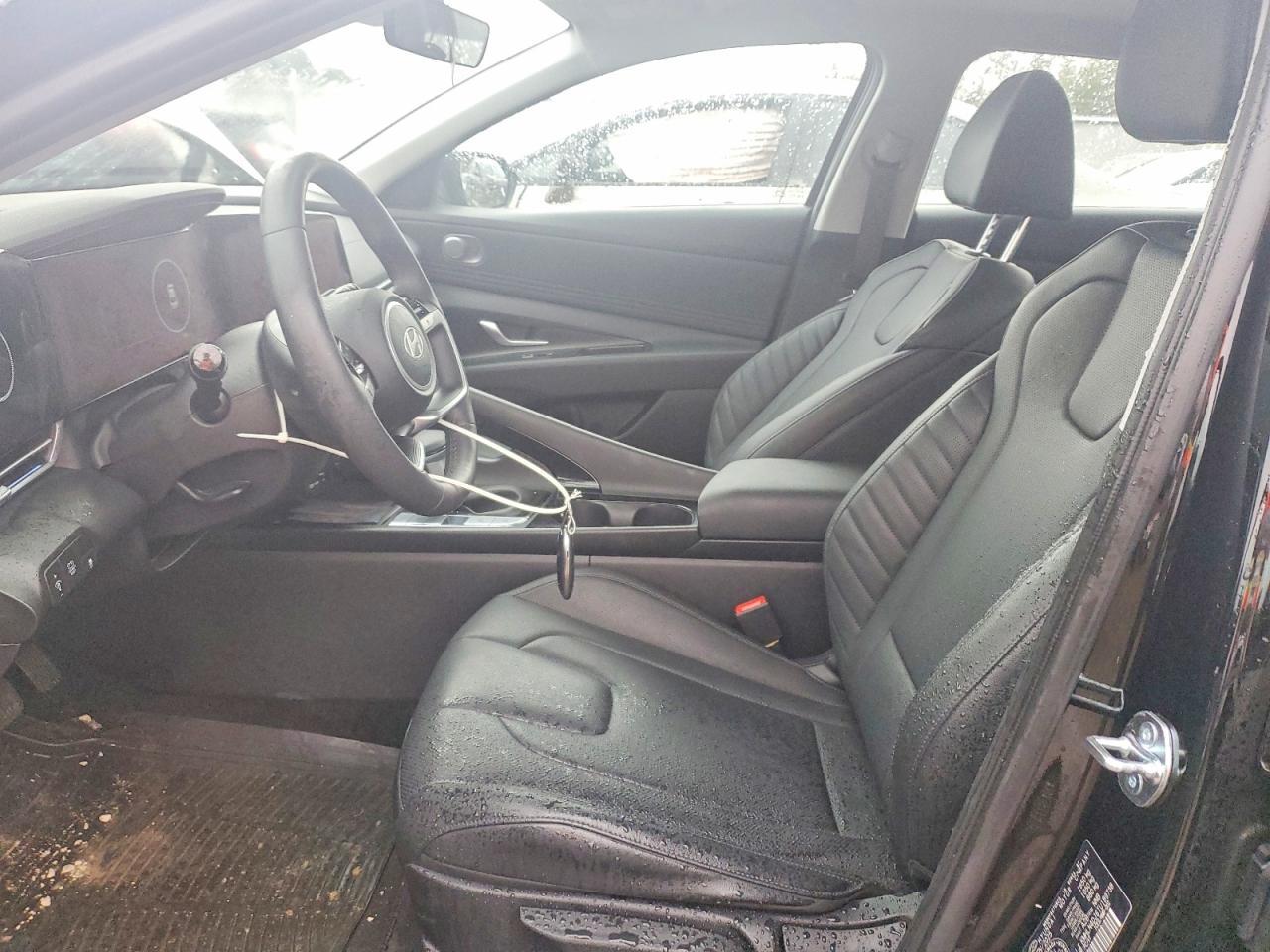 2026 Hyundai Elantra Hybrid Limited - zdjęcie 7