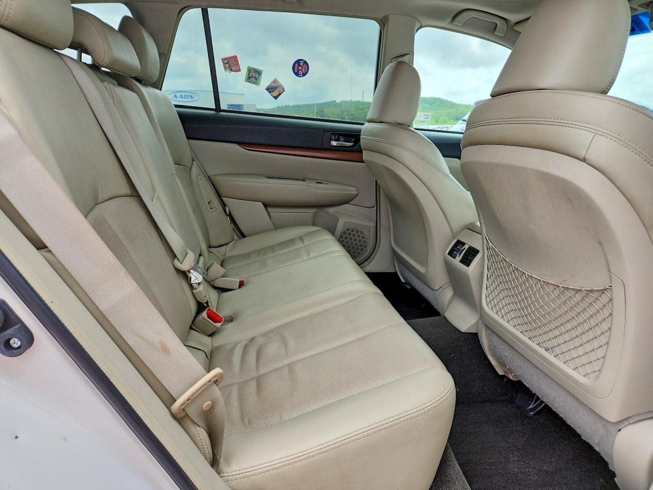 2013 Subaru Outback 2.5I Limited - zdjęcie 10