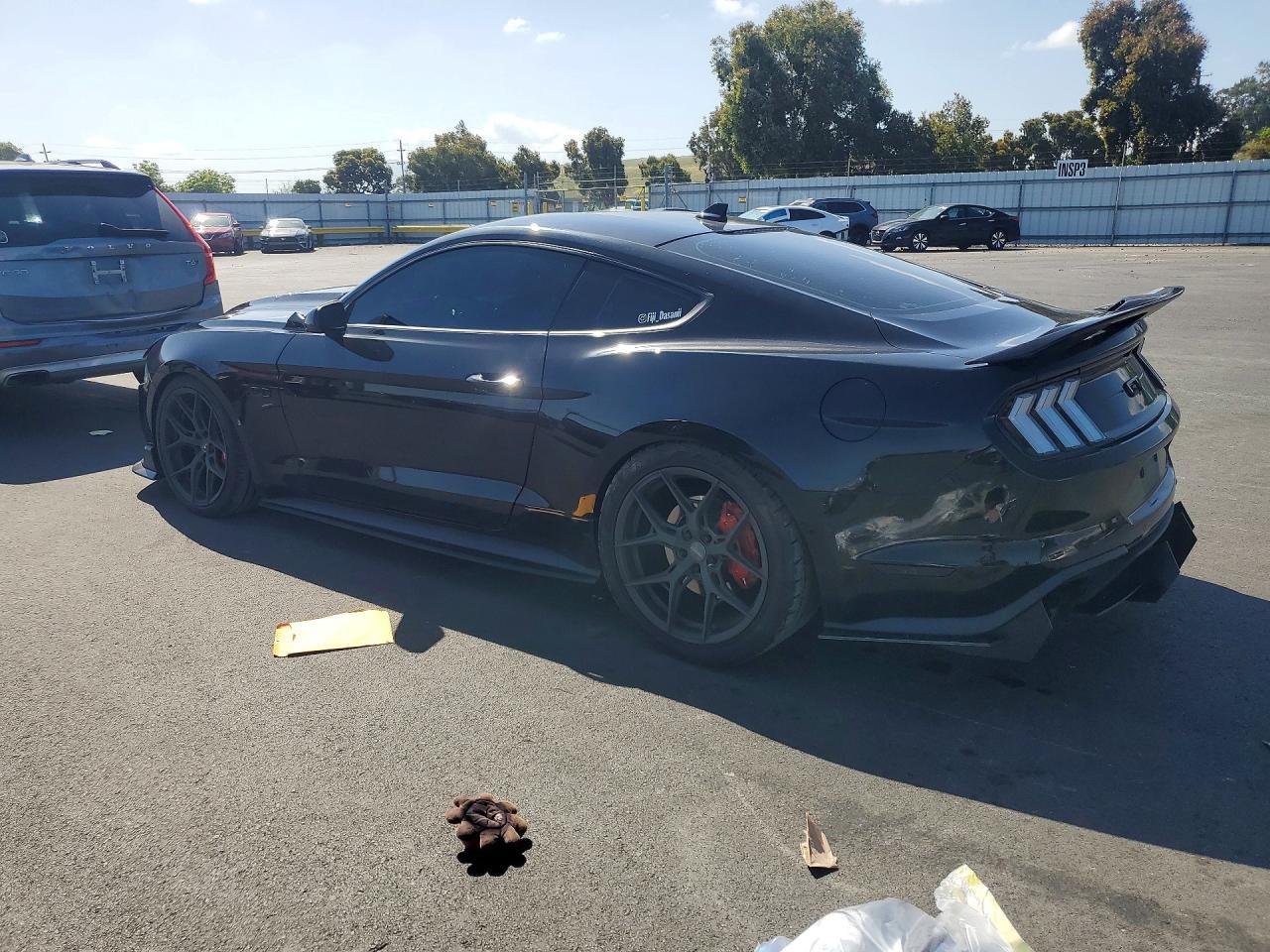 2021 Ford Mustang Gt - zdjęcie 2