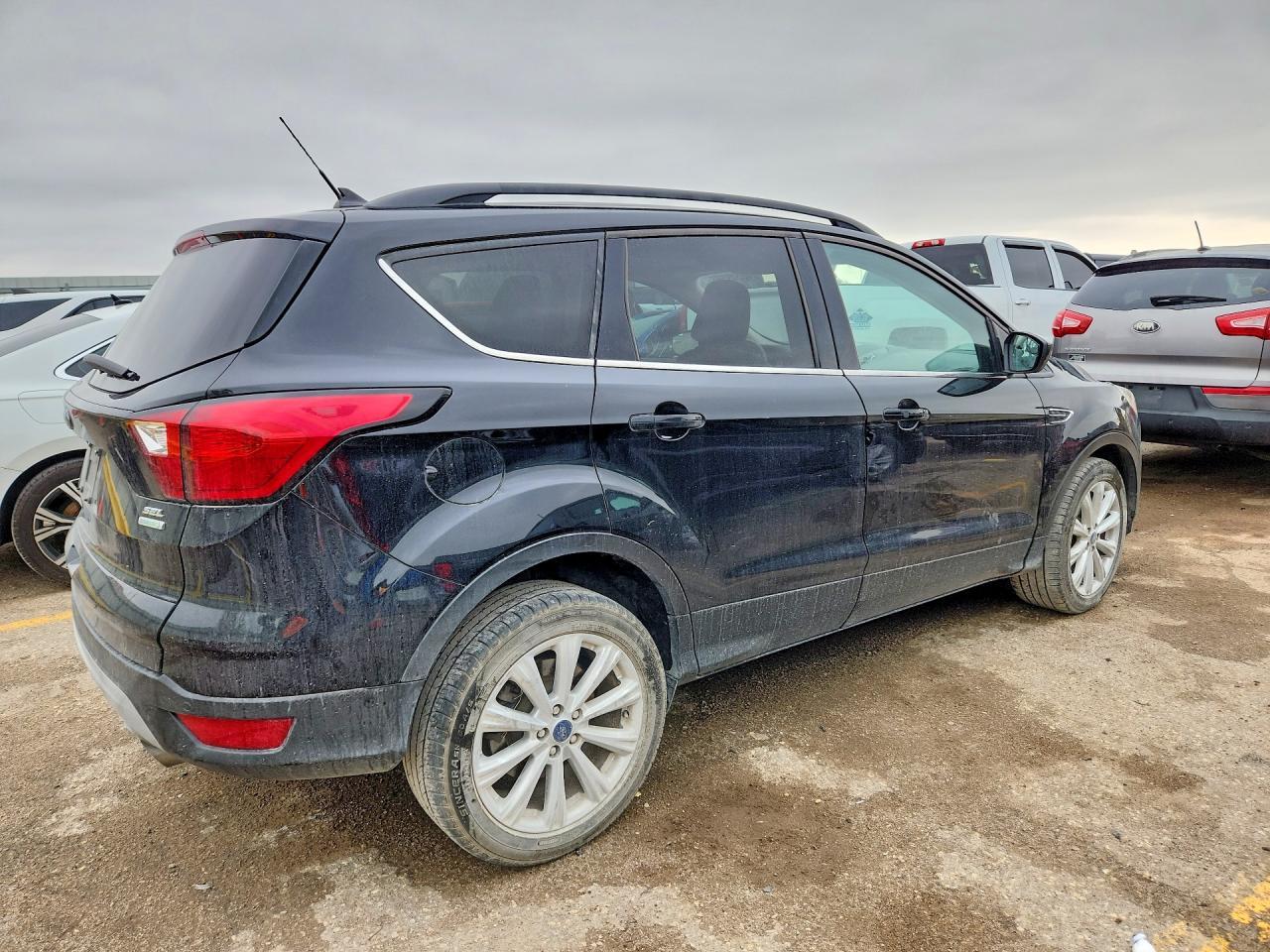 2019 Ford Escape Sel - zdjęcie 3