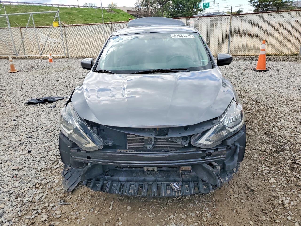 2018 Nissan Sentra Sv - zdjęcie 5
