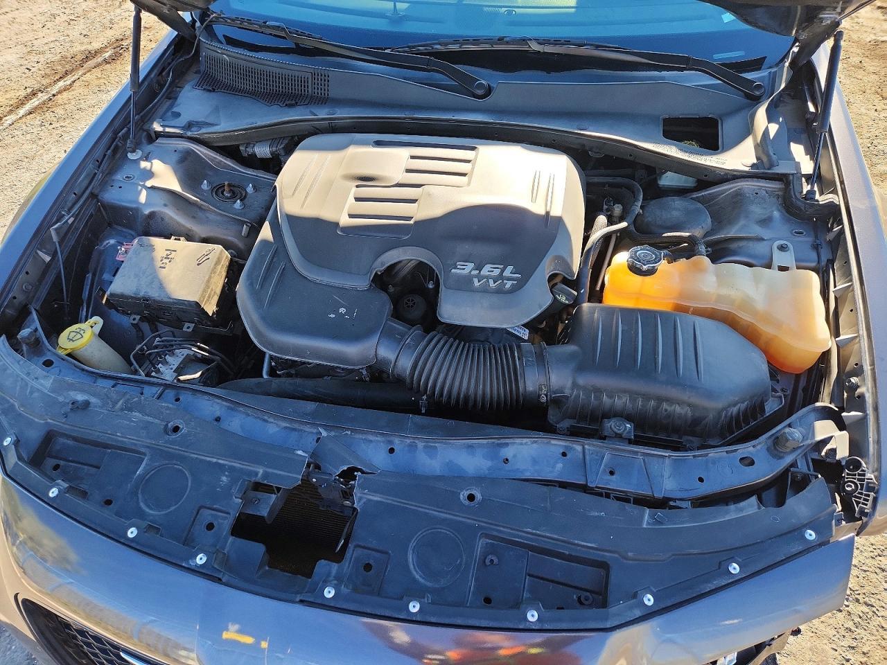 2018 Chrysler 300 S - zdjęcie 11