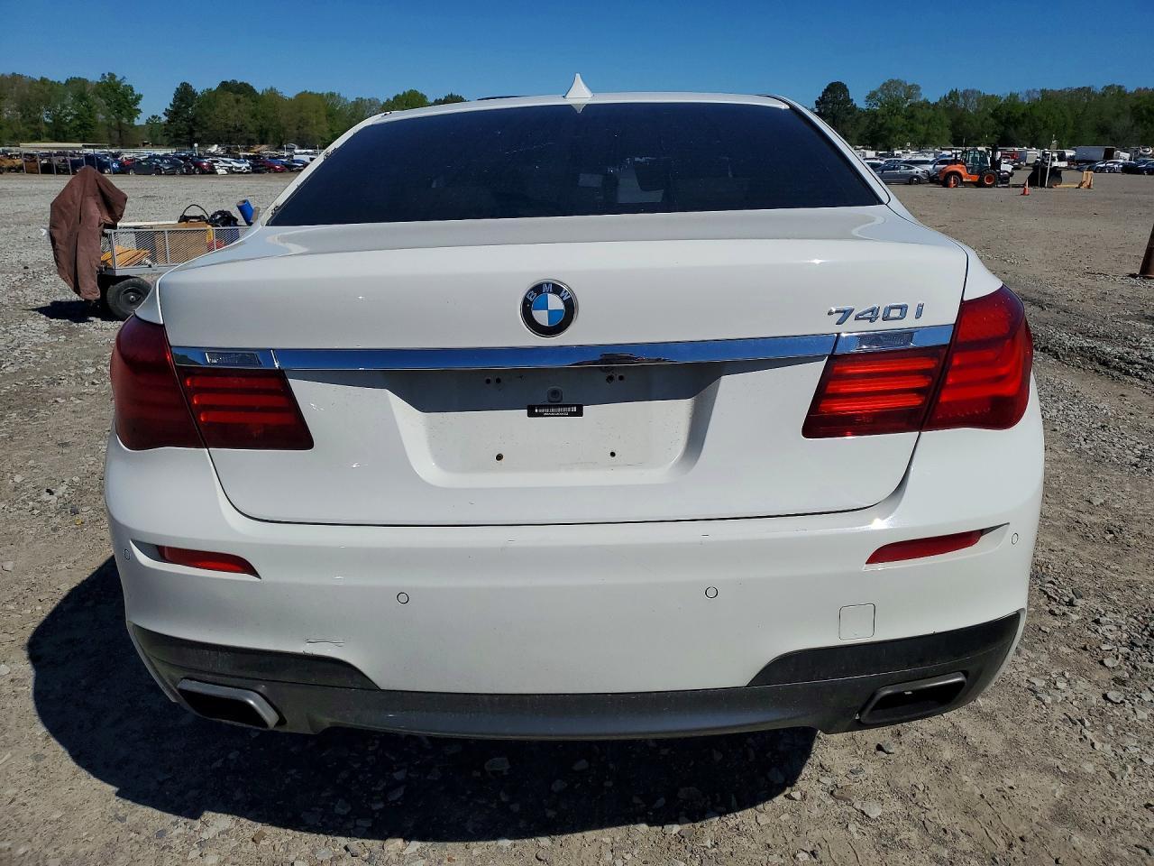 2015 BMW 740 I - zdjęcie 6