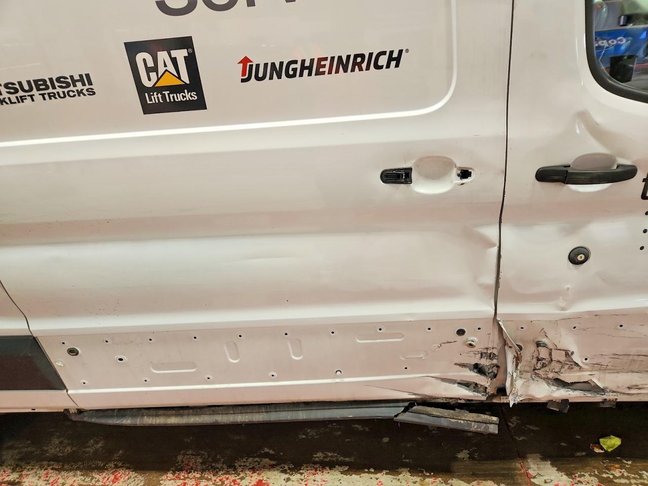 2019 Ford Transit T-250 - zdjęcie 10