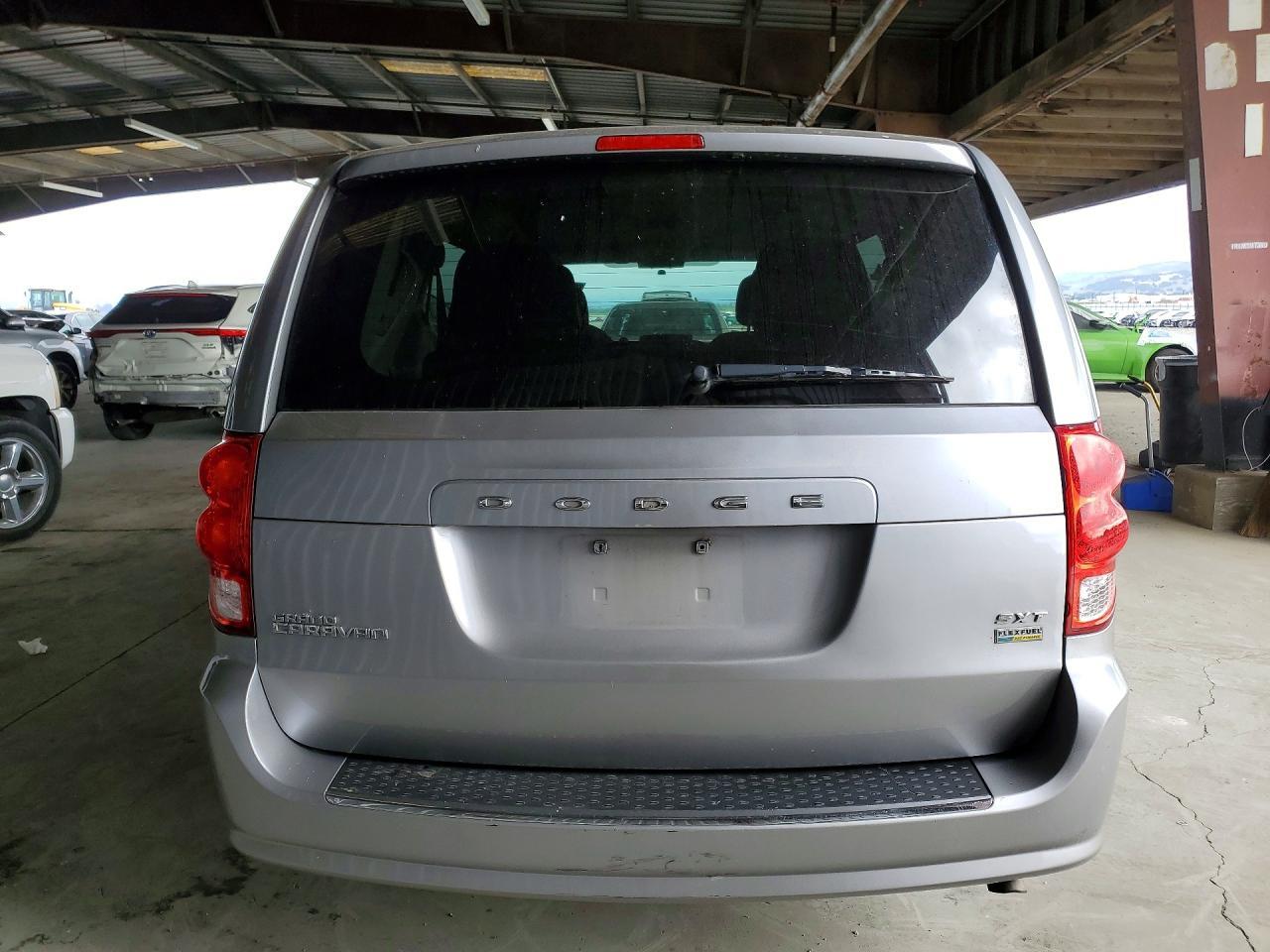 2014 Dodge Grand Caravan Sxt - zdjęcie 6