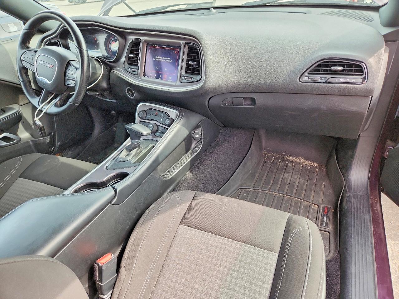 2022 Dodge Challenger Sxt - zdjęcie 8