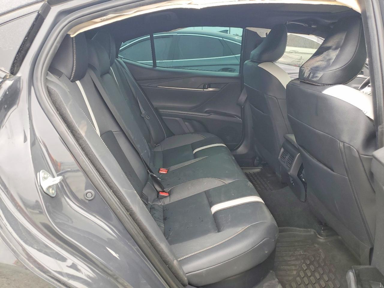 2025 Toyota Camry Se - zdjęcie 10