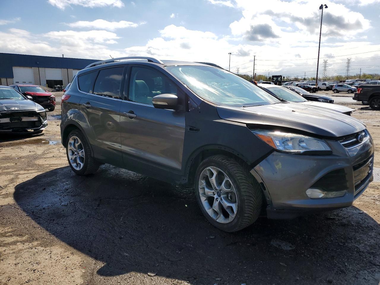 2014 Ford Escape Titanium - zdjęcie 4