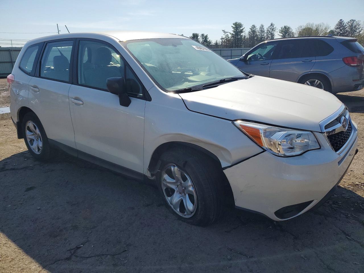 2015 Subaru Forester 2.5I - zdjęcie 4