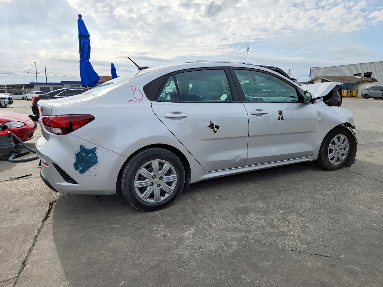 2023 Kia Rio Lx - zdjęcie 3