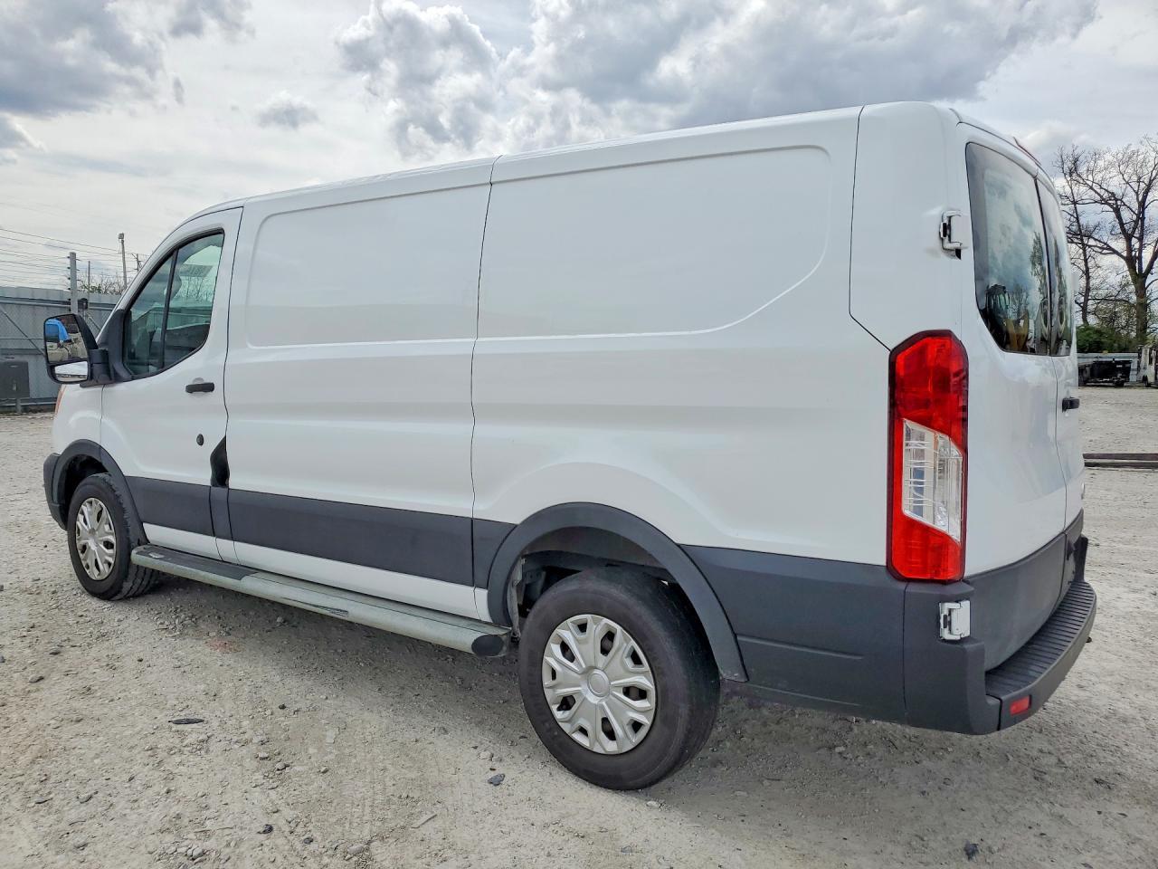 2020 Ford Transit T-250 - zdjęcie 2