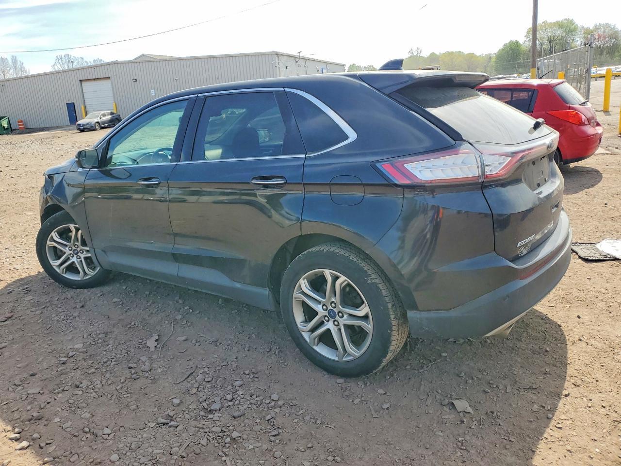 2015 Ford Edge Titanium - zdjęcie 2