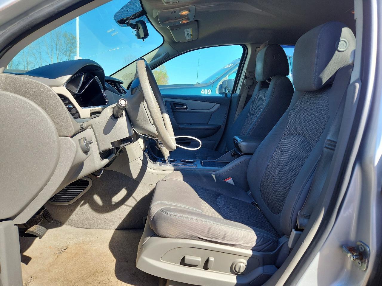 2016 Chevrolet Traverse Ls - zdjęcie 7