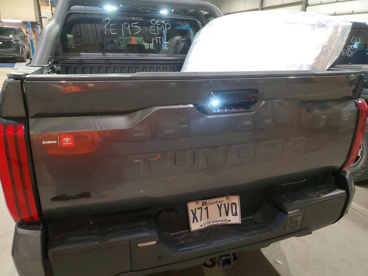 2024 Toyota Tundra Limited - zdjęcie 6