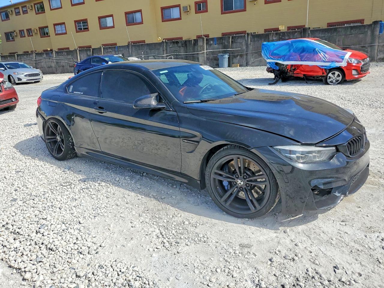2018 BMW M4 - zdjęcie 4