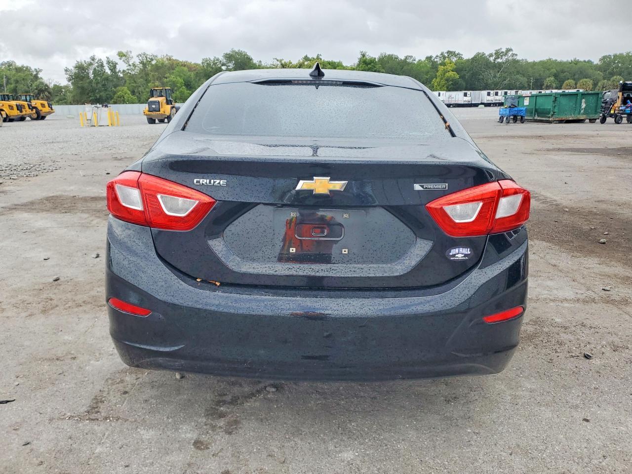 2017 Chevrolet Cruze Premier - zdjęcie 6