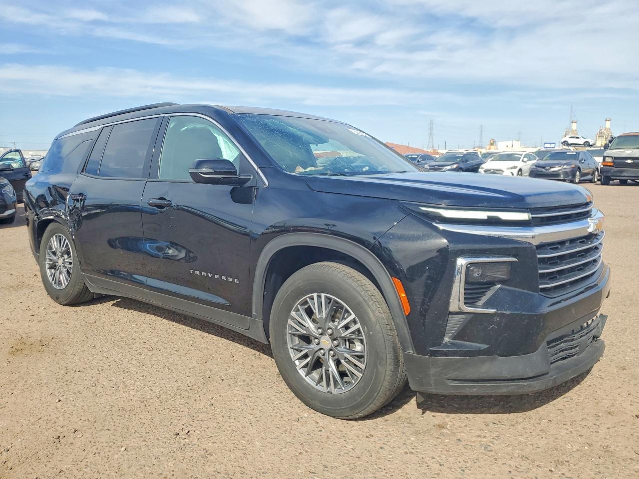 2025 Chevrolet Traverse Lt - zdjęcie 4