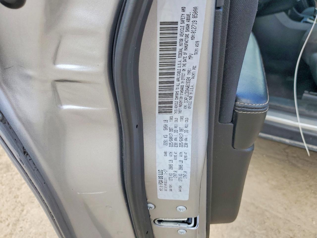 2017 Jeep Cherokee Latitude - zdjęcie 13