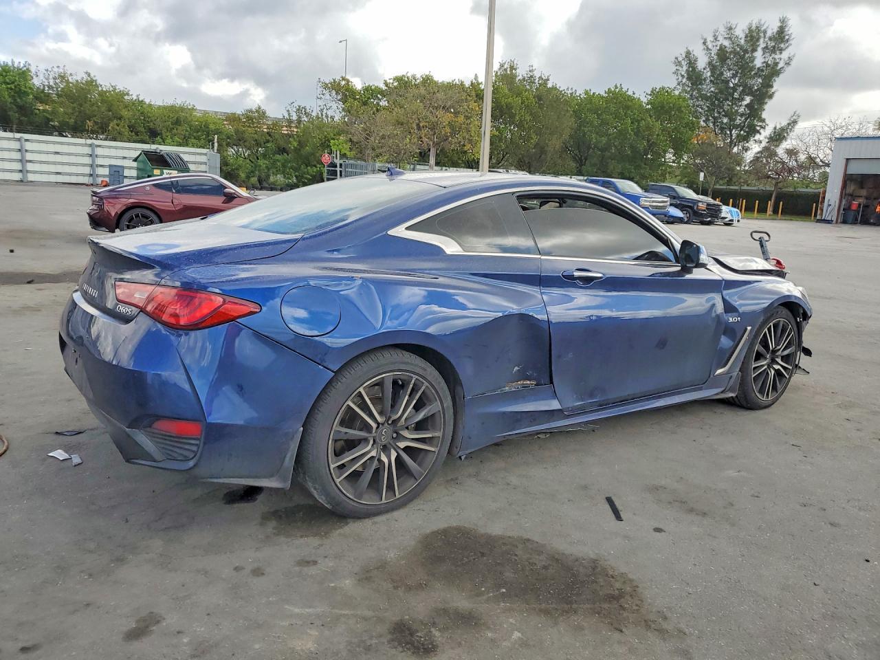2018 Infiniti Q60 3.0T Sport - zdjęcie 3