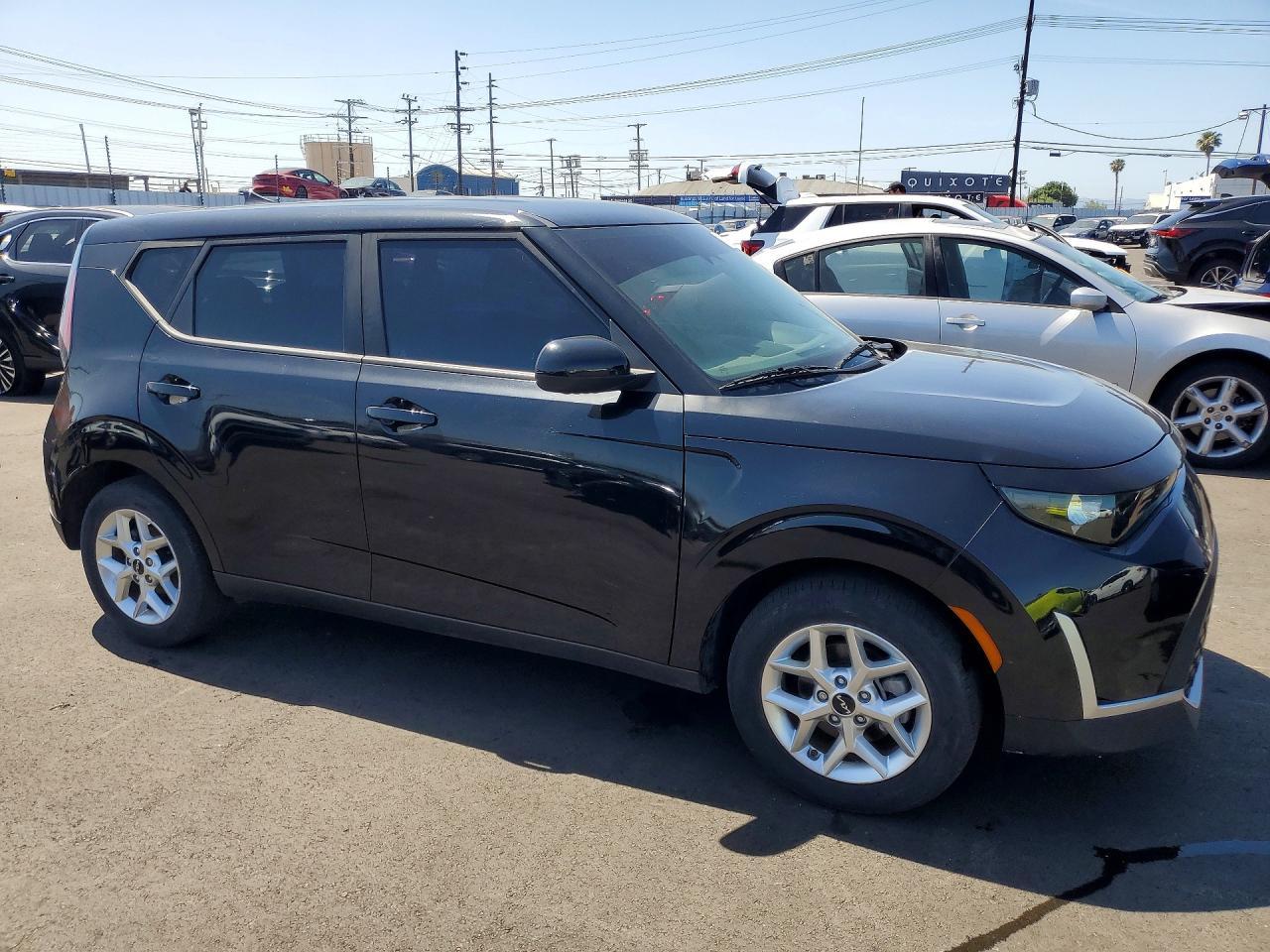 2023 Kia Soul Lx - zdjęcie 4