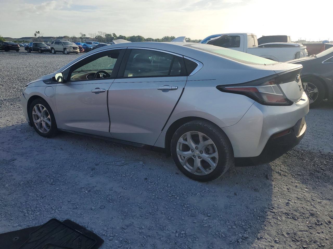 2018 Chevrolet Volt Premier - zdjęcie 2
