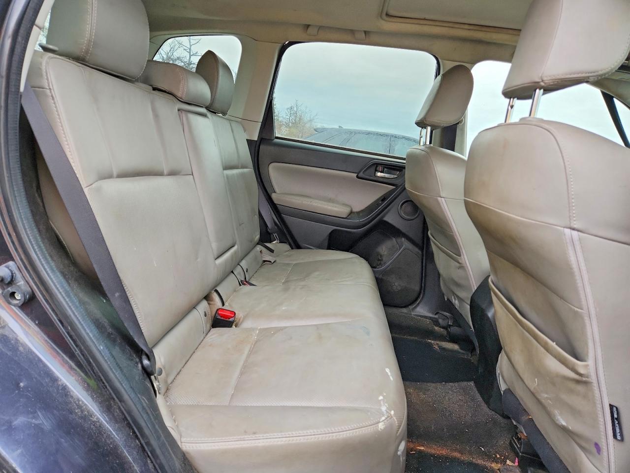 2014 Subaru Forester 2.5I Touring - zdjęcie 11