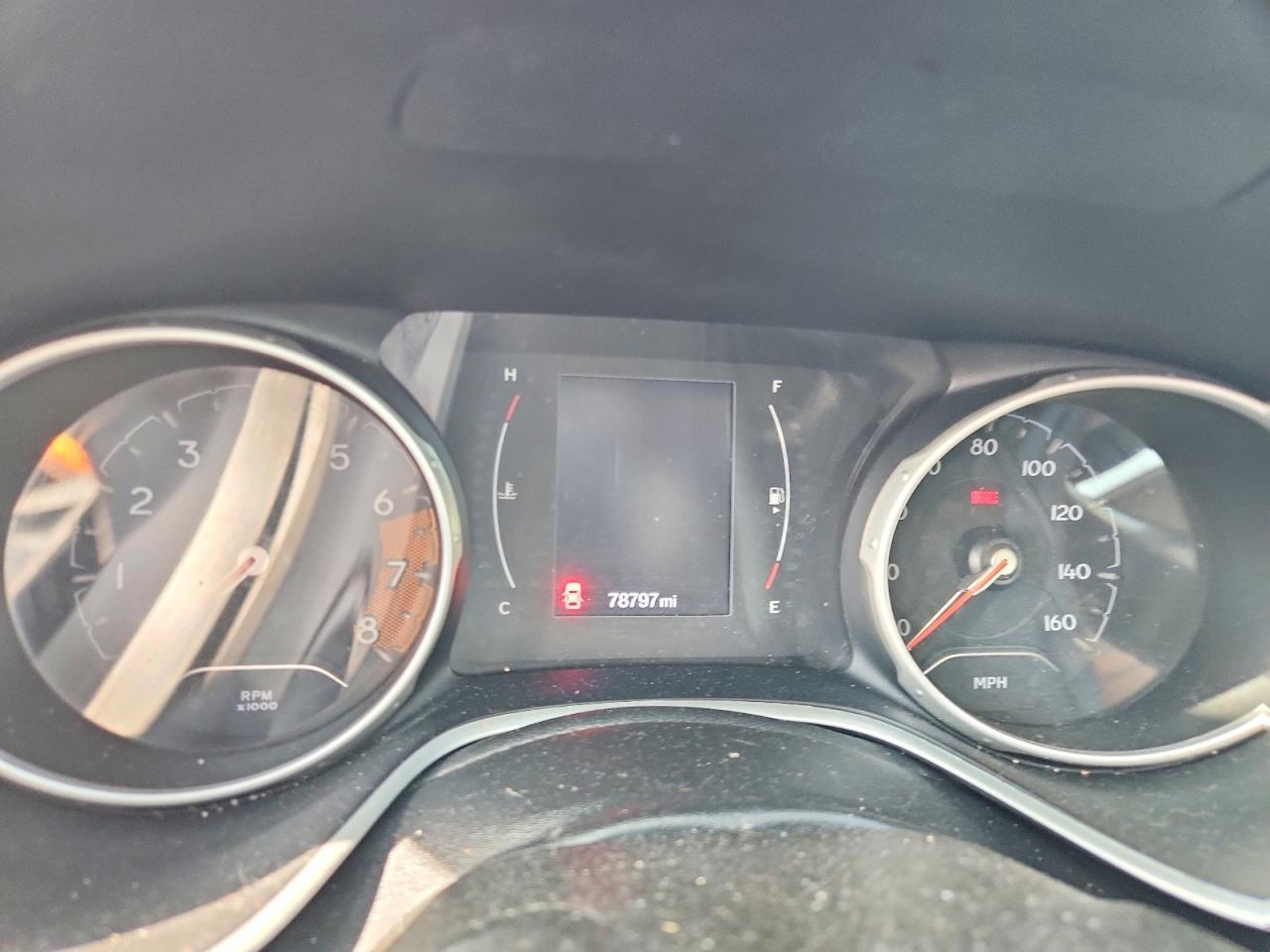 2020 Jeep Compass Sport - zdjęcie 9