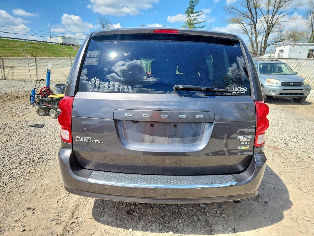 2017 Dodge Grand Caravan Sxt - zdjęcie 6
