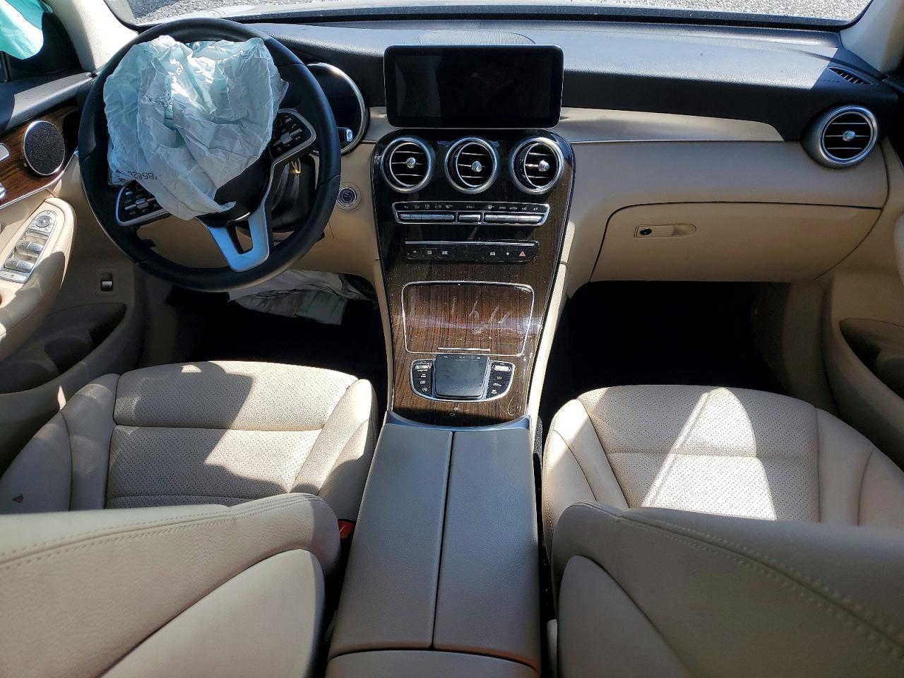 2022 Mercedes-Benz Glc 300 - zdjęcie 8