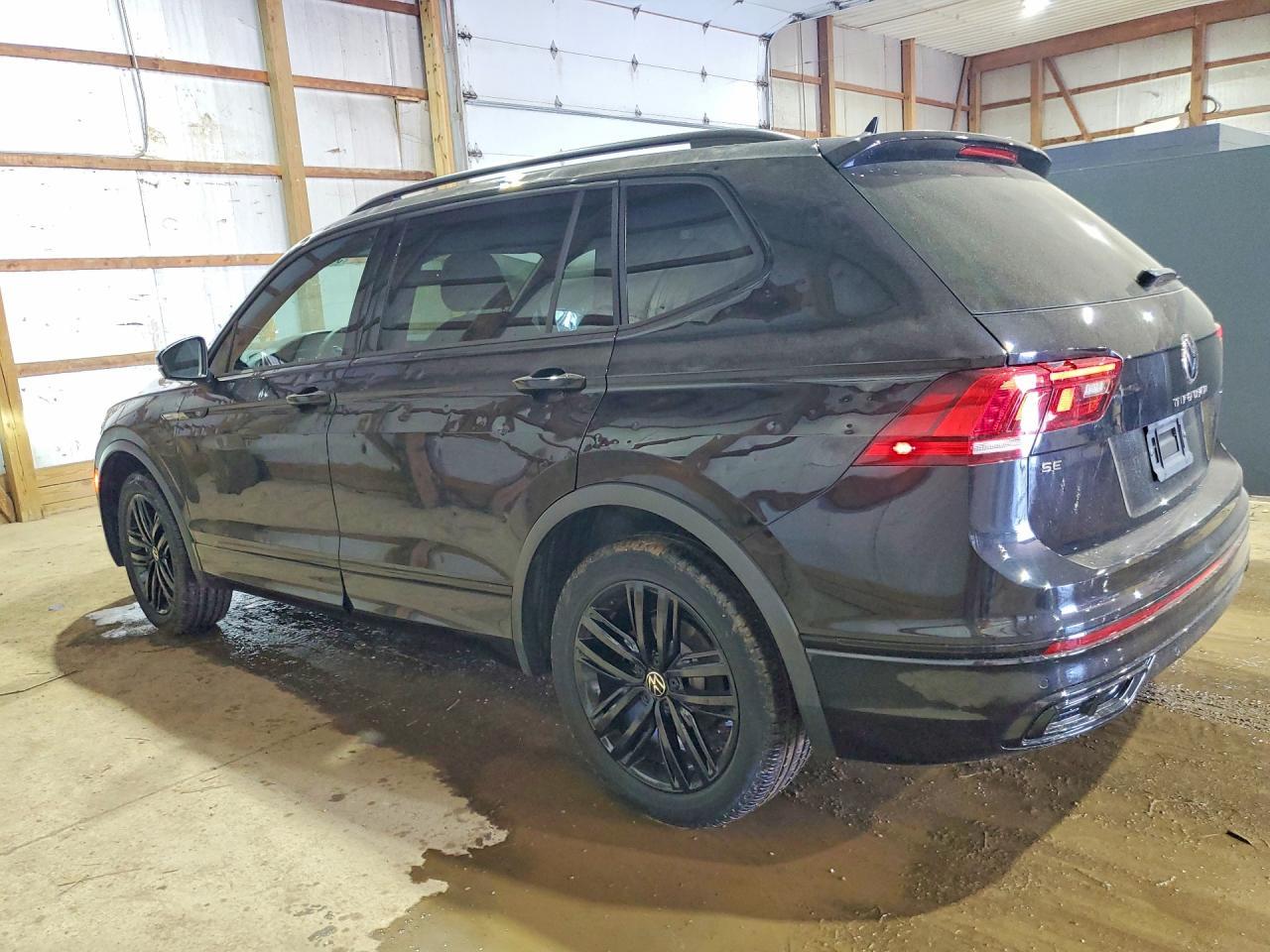 2022 Volkswagen Tiguan Se R-Line Black - zdjęcie 2