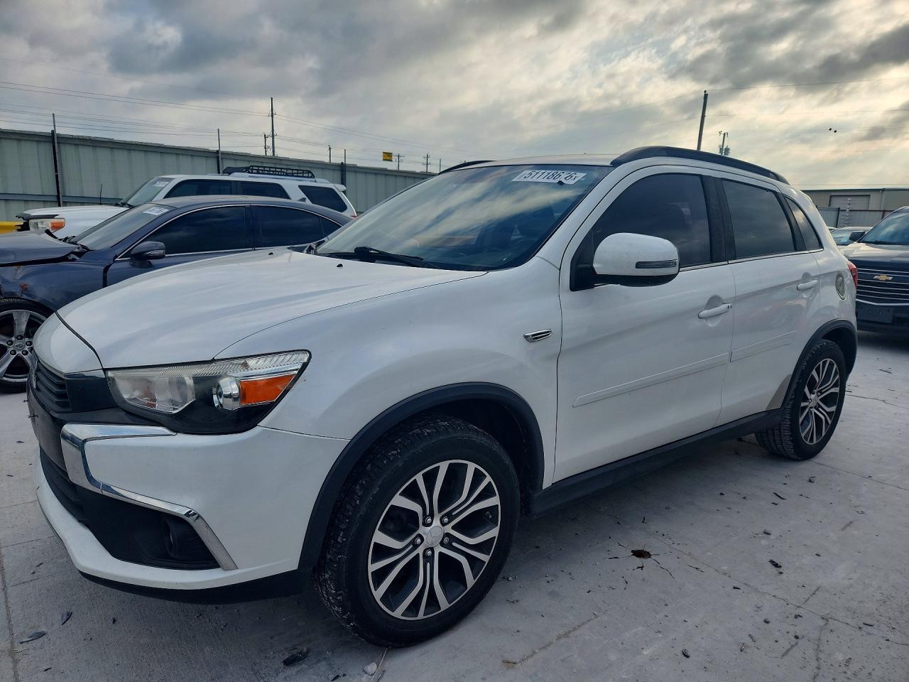 2017 Mitsubishi Outlander Sport Sel - zdjęcie główne