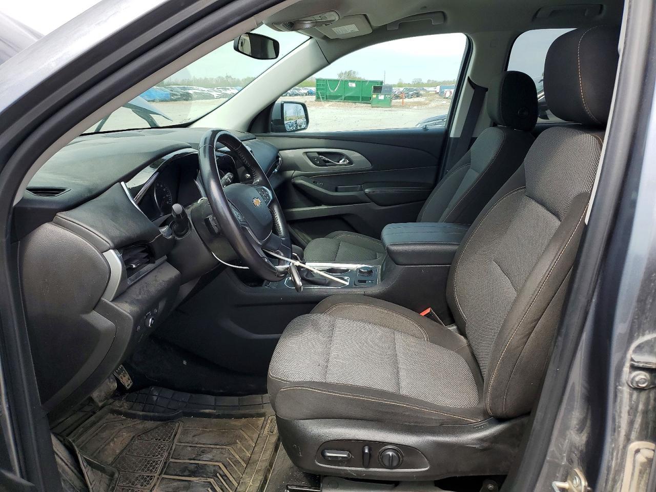 2021 Chevrolet Traverse Lt - zdjęcie 7