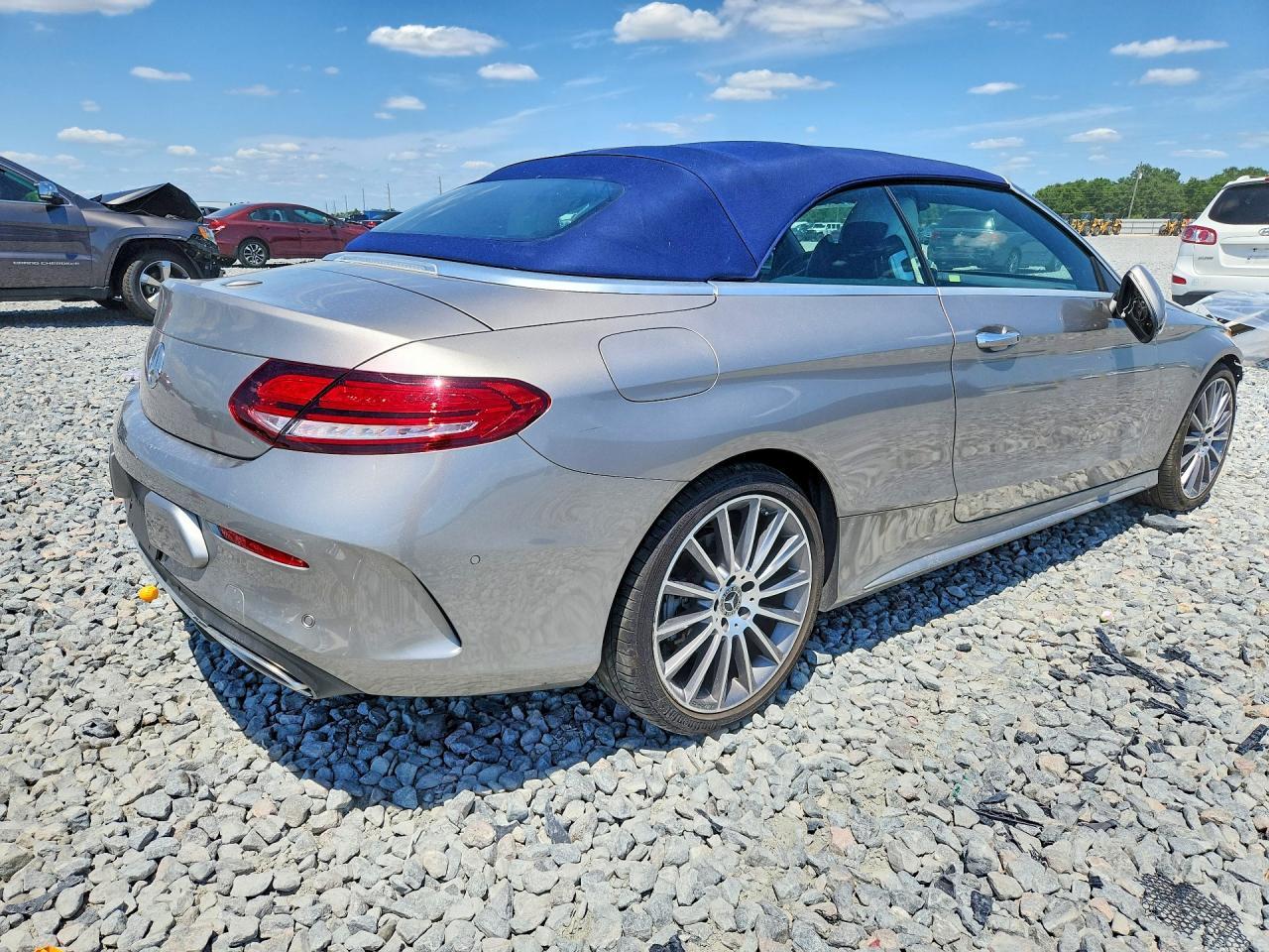 2021 Mercedes-Benz C 300 - zdjęcie 3