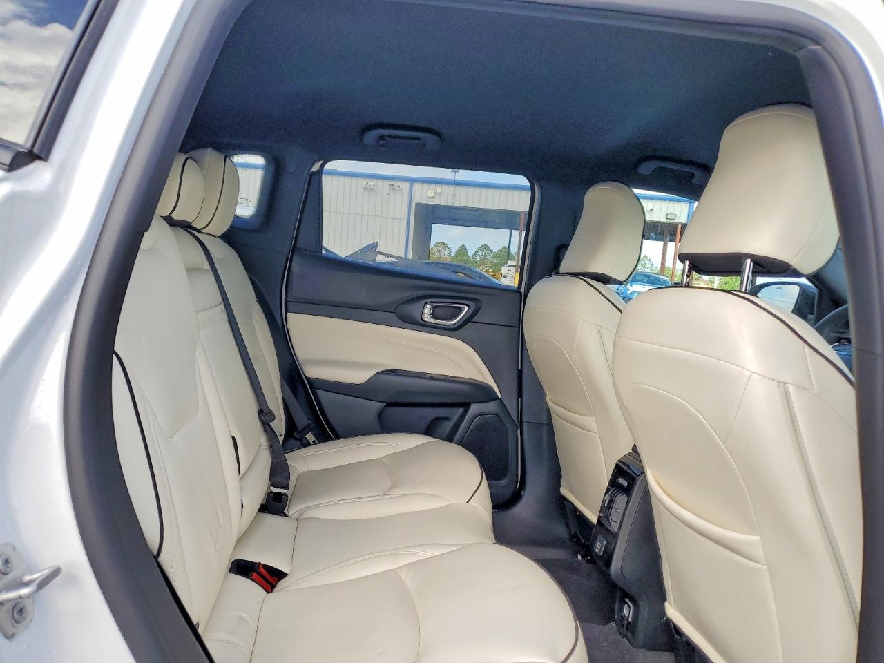 2023 Jeep Compass Sport - zdjęcie 11