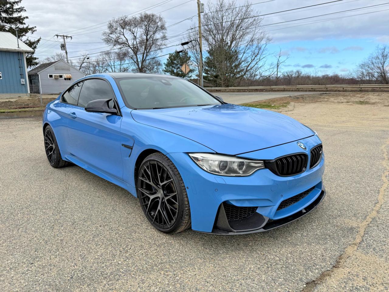 2017 BMW M4 - zdjęcie 2