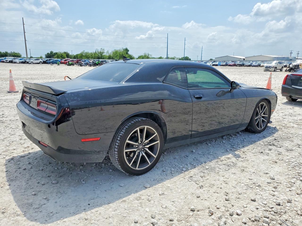 2023 Dodge Challenger Gt - zdjęcie 3