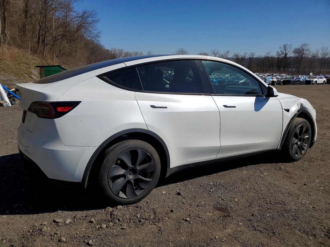 2023 Tesla Model Y - zdjęcie 3