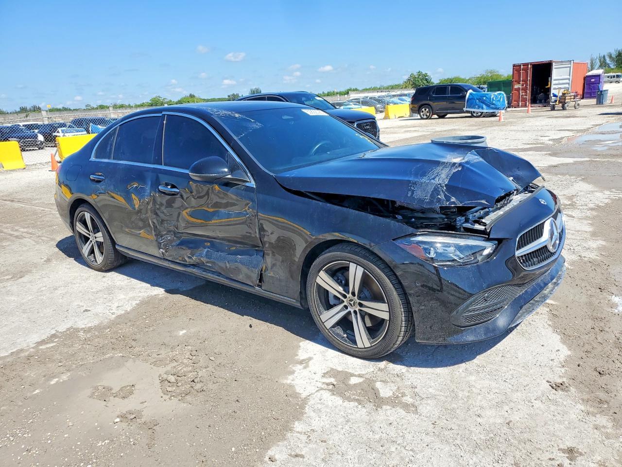 2024 Mercedes-Benz C 300 - zdjęcie 4