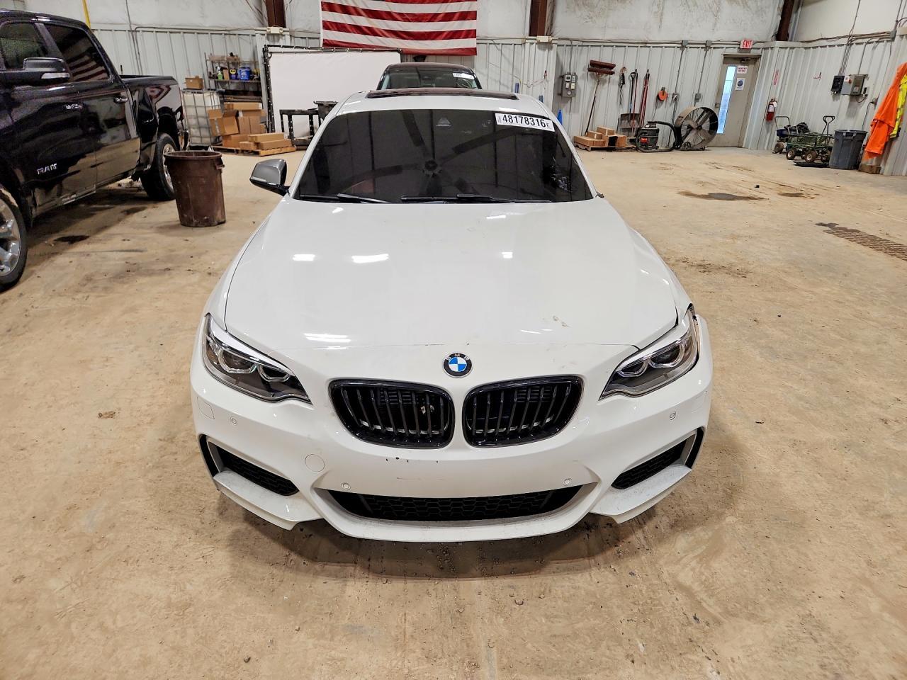 2017 BMW M240Xi - zdjęcie 5