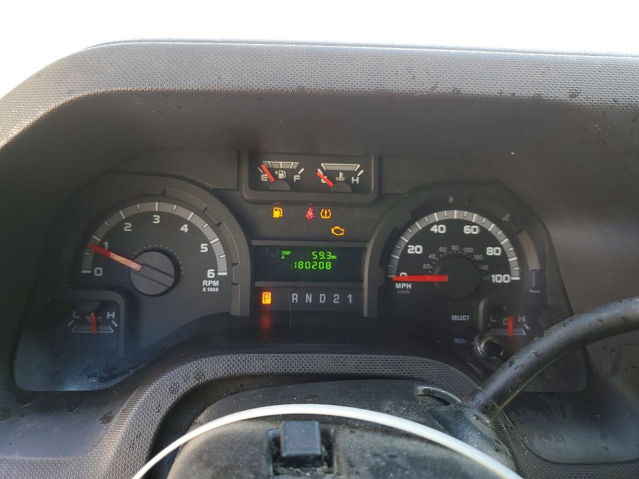 2014 Ford Econoline E150 Van - zdjęcie 9