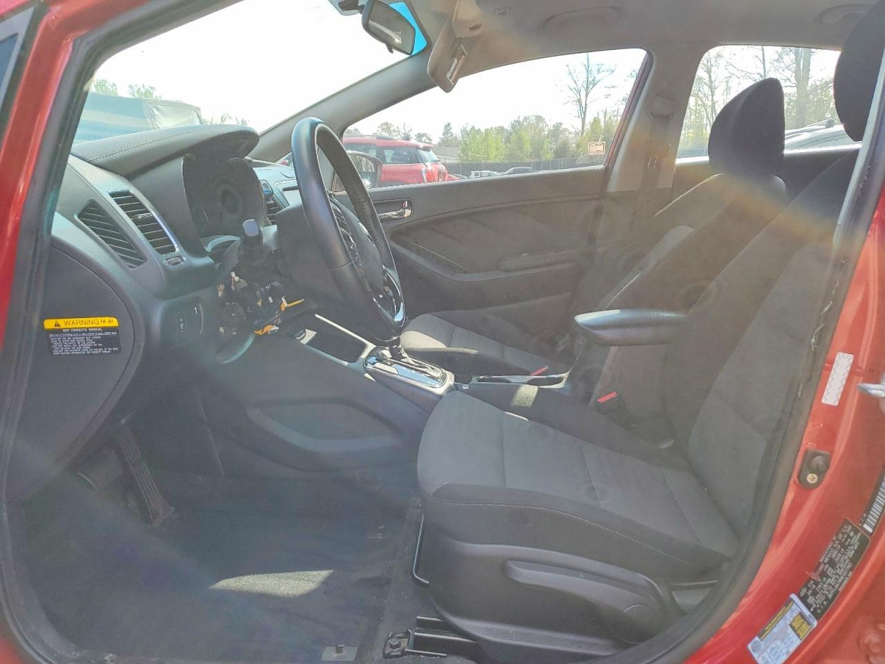 2017 Kia Forte S - zdjęcie 7