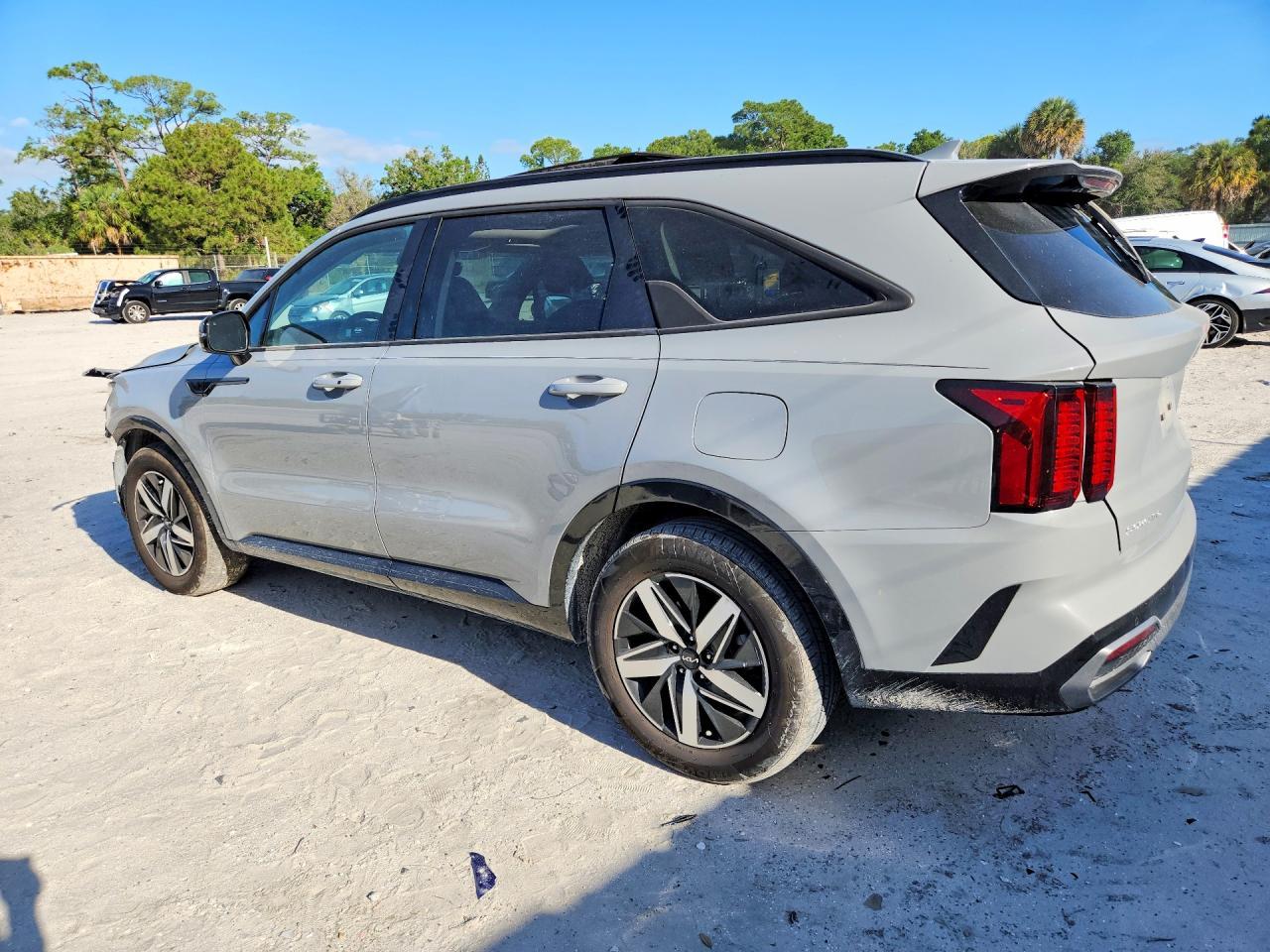 2023 Kia Sorento Ex - zdjęcie 2