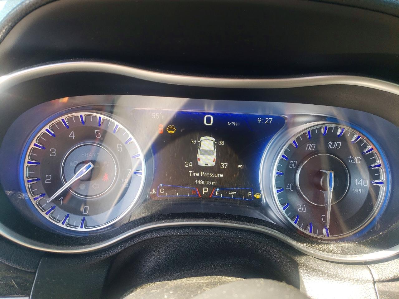 2016 Chrysler 300 Limited - zdjęcie 9