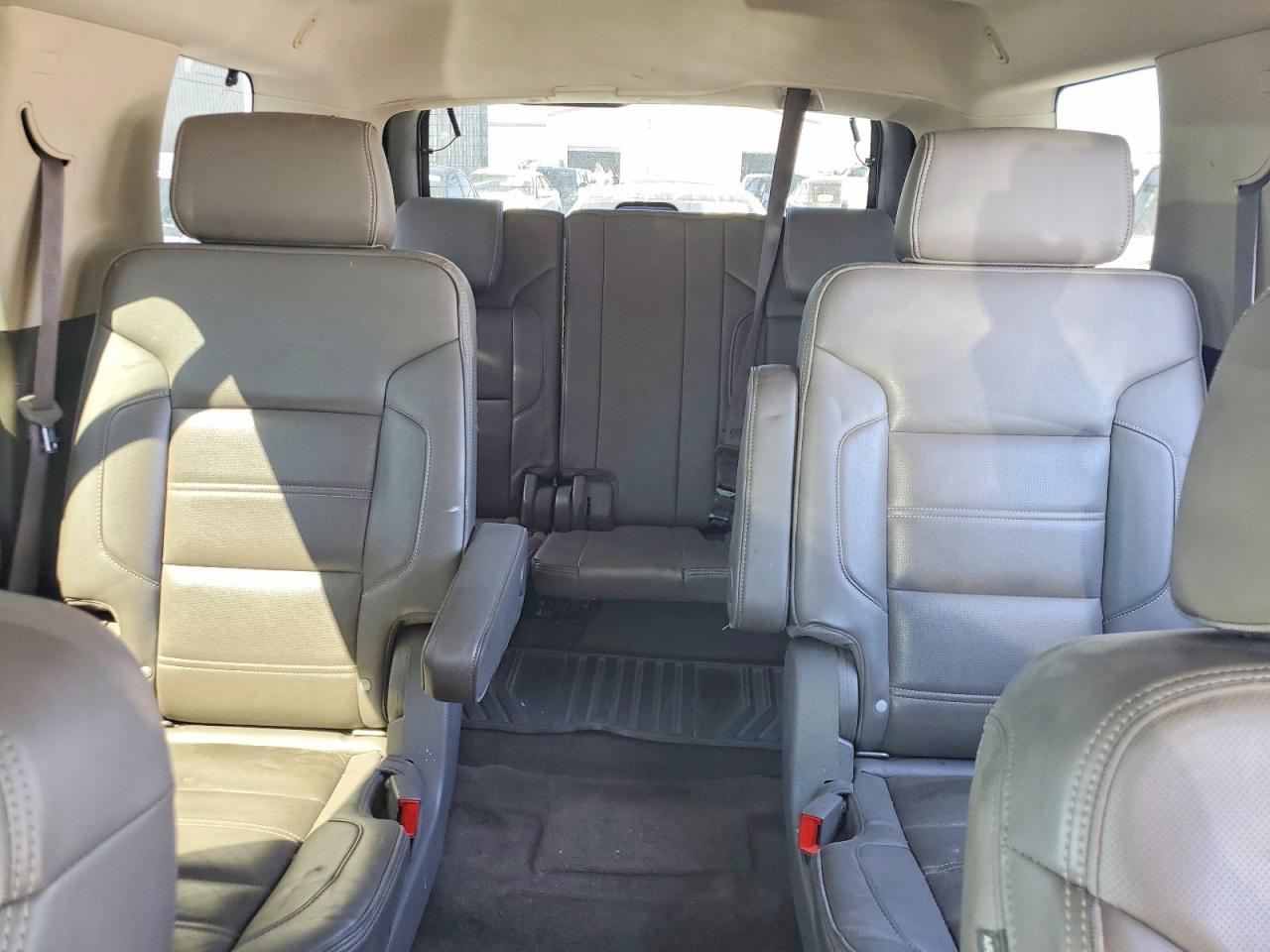 2017 GMC Yukon Denali - zdjęcie 10